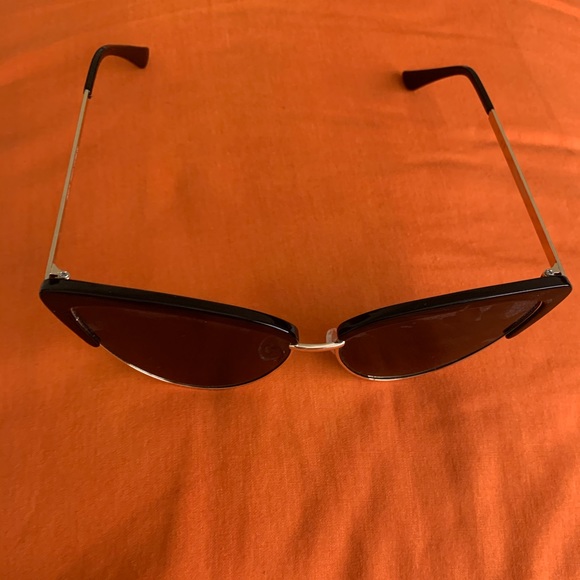 Cat eye sunglasses - Picture 3 of 4